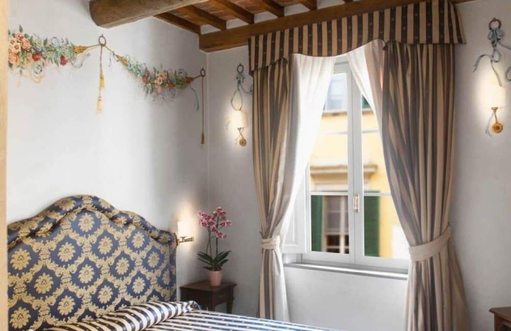 פיזה Hotel Relais Dell'Orologio מראה חיצוני תמונה