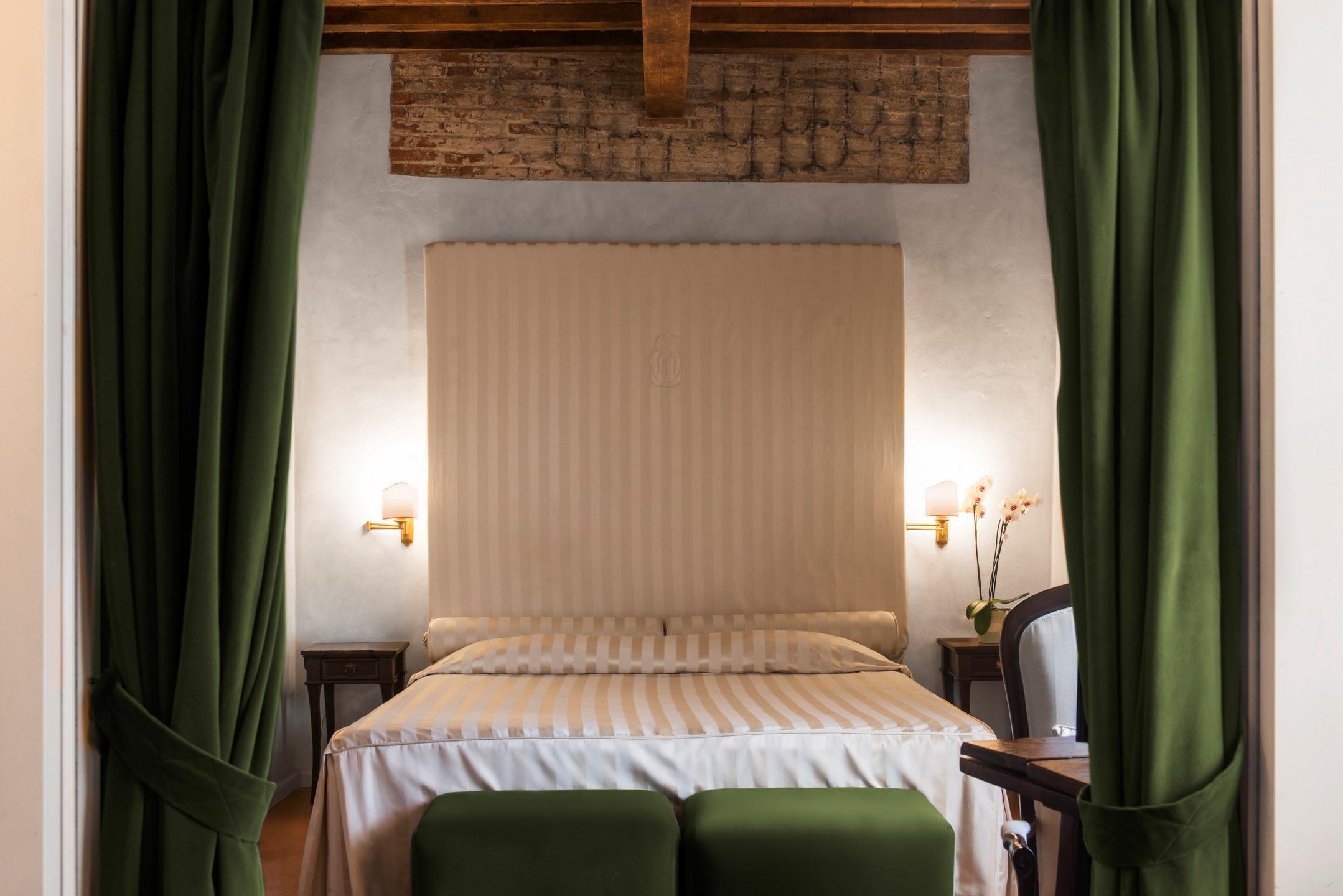פיזה Hotel Relais Dell'Orologio מראה חיצוני תמונה
