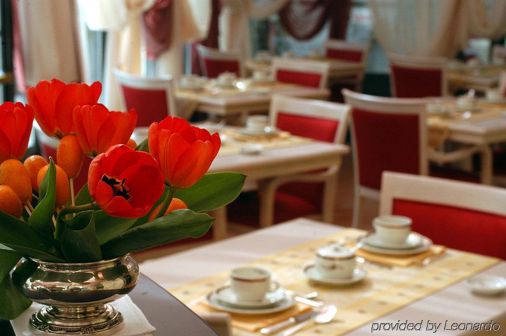 פיזה Hotel Relais Dell'Orologio מסעדה תמונה