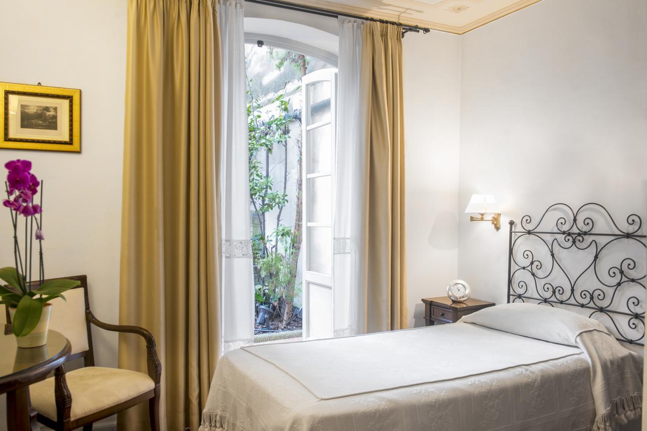 פיזה Hotel Relais Dell'Orologio מראה חיצוני תמונה
